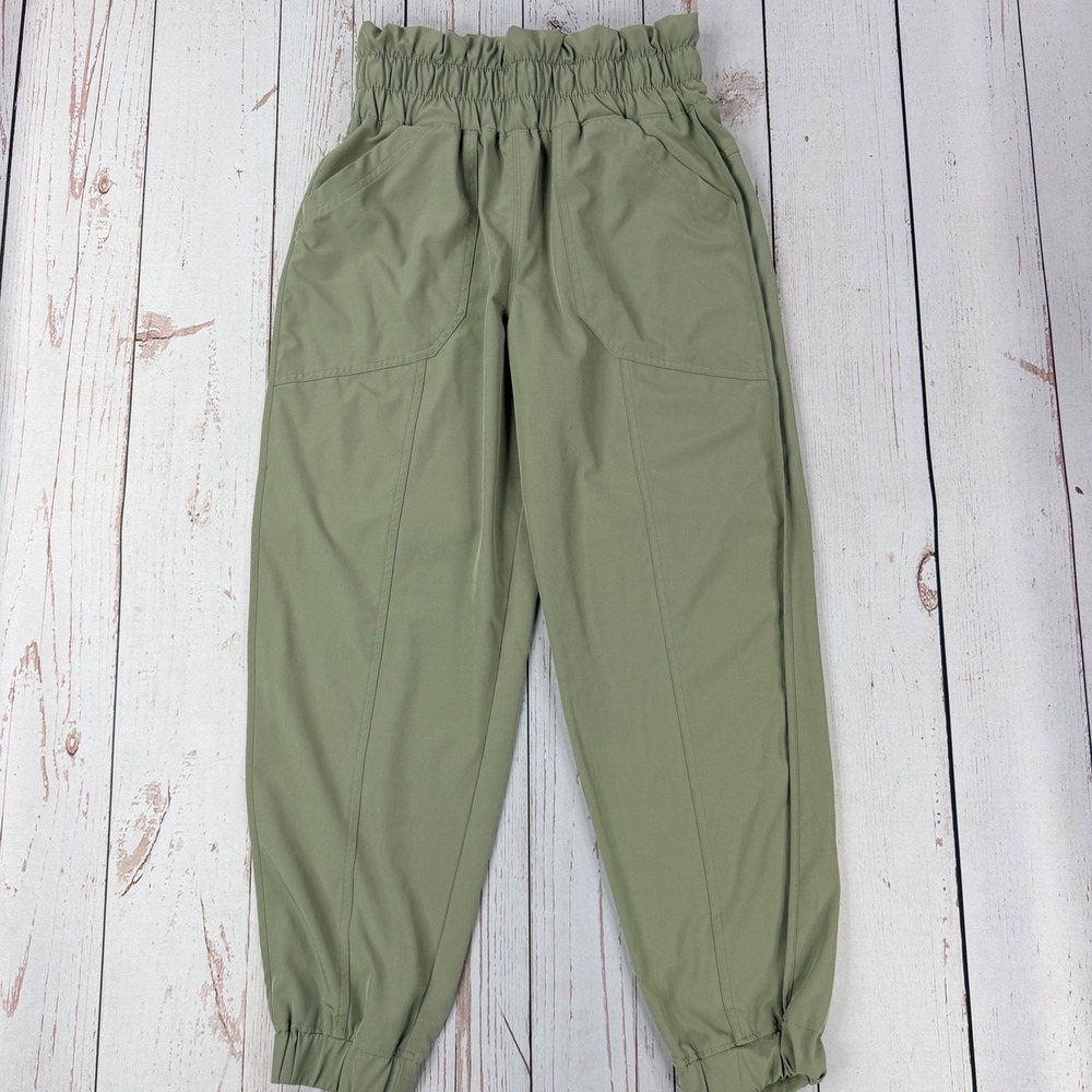 Vanilla Star Olive Green Paperbag Waist Jogger Pants Womens Medium V23531-5